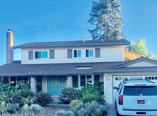 11 Elena Ct, Novato, CA 94945