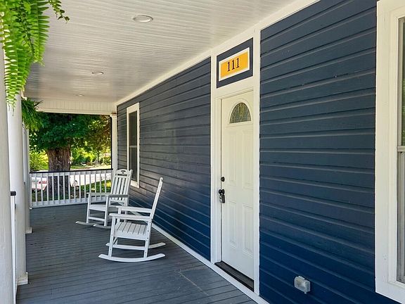 4th image of 111 Virginia Ave