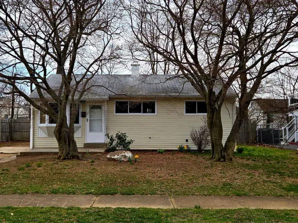 41 Roxeter Rd, New Castle, DE 19720