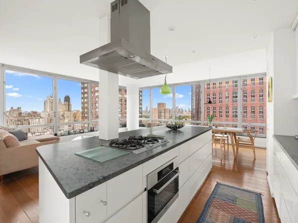 150 Columbus Avenue image 7 of 15