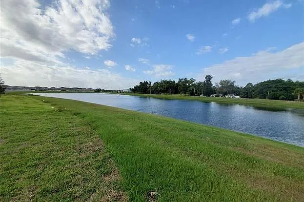 11103 Sage Canyon Dr, Riverview, FL 33578 — Photo 2