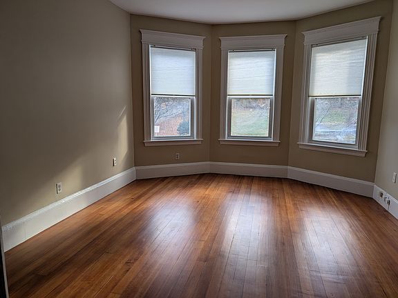 4th image of 759 Boylston St Unit 2D