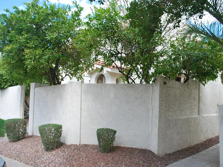 1802 E Frier Dr #1 — Photo 7