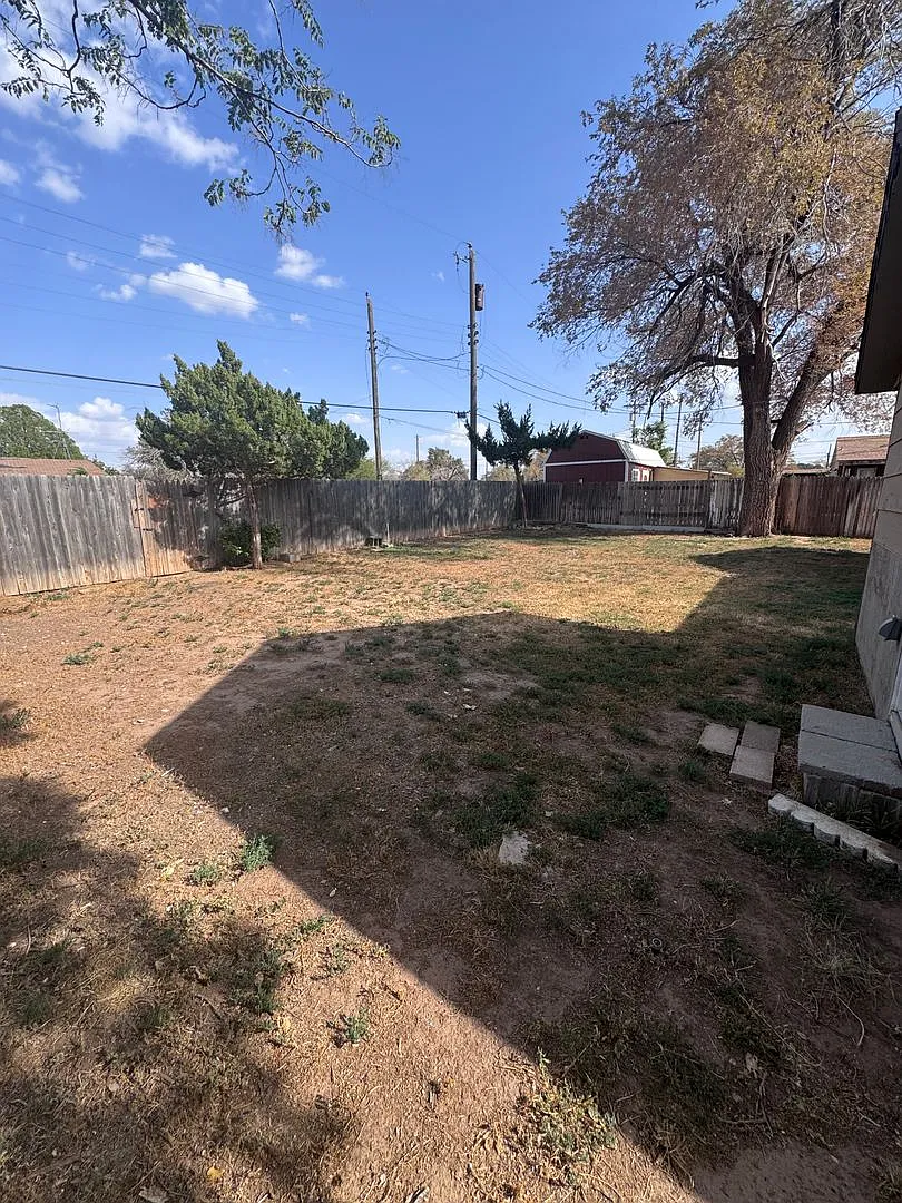 Newly remodeled 3BR 2BR — Photo 4