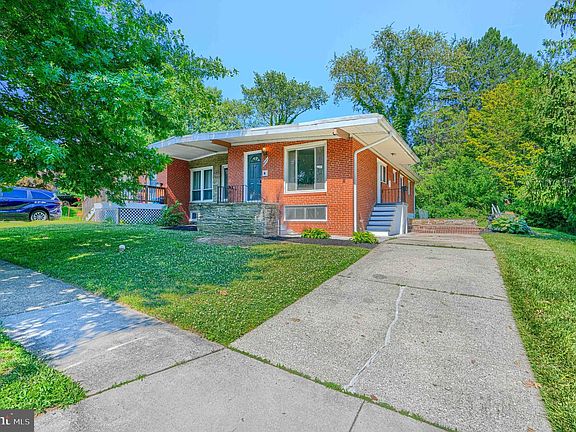 2nd image of 6821 Barnett Rd