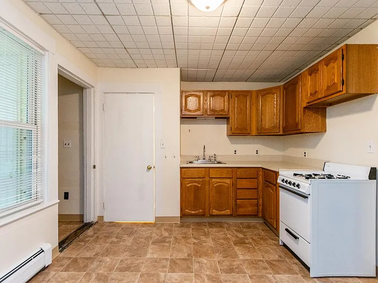 21 Spring St #1 — Photo 10