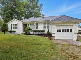 2943 NE Walnut Rd, Kansas City, MO 64117