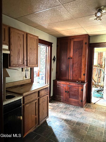 5th image of 28 Northampton Road