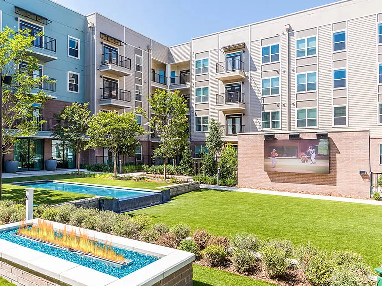 Courtyard with movie viewing capability