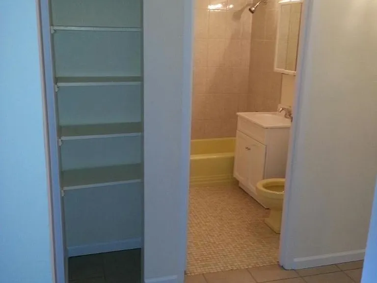 6821 N Sheridan Rd #304 — Photo 6