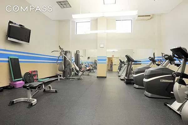 Rented by Compass | media 14