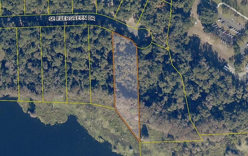 1st image of 1006 SE Evergreen Dr