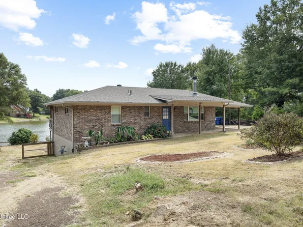 689 Thunderbird Dr N, Hernando, MS 38632