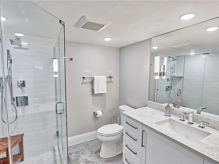 4041 Gulf Shore Blvd N #1204 — Photo 12