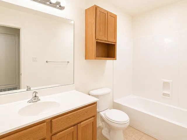 2067 Violeta Cir SE — Photo 22