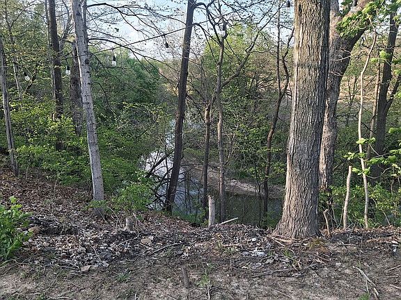 5th image of 22529 N Creek Rd