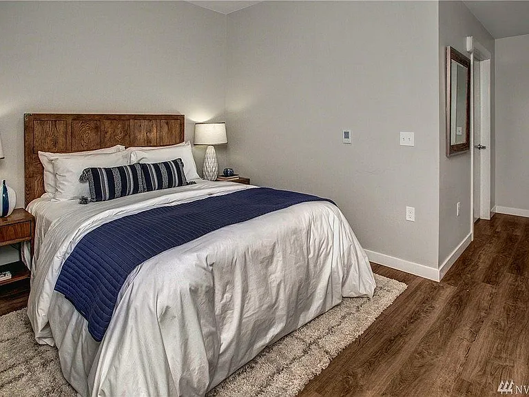 1085 103rd Ave NE #525 — Photo 4