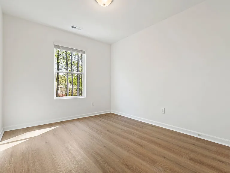 212 Wiltshire Mill Dr — Photo 15