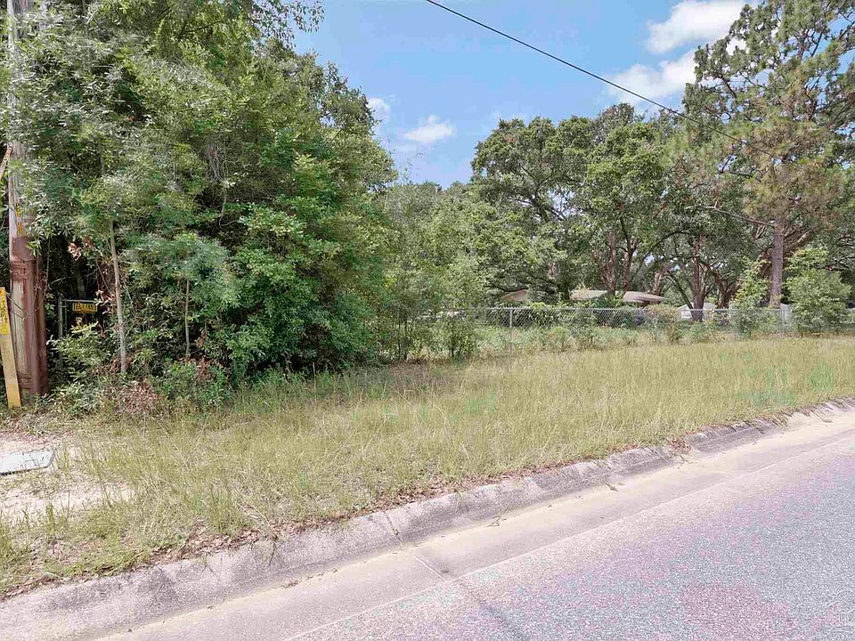 1st image of 1903 John Carroll Dr