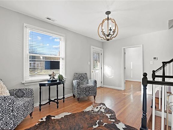 4th image of 3403 Fendall Ave