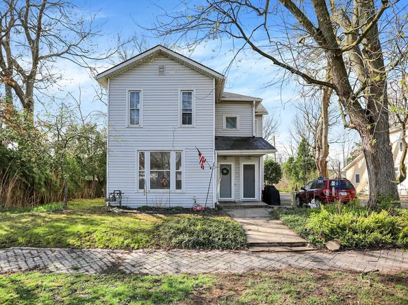 1157 Division St, Noblesville, IN 46060
