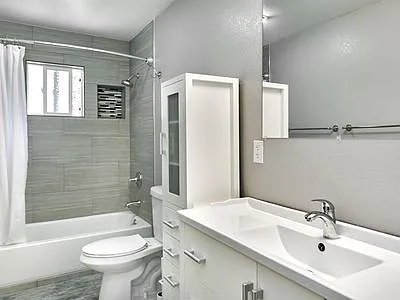 214 Sherland Ave — Photo 16