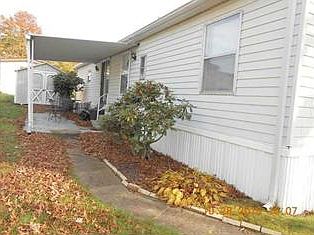 3rd image of 607 Pike Dr