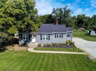 10367 Air Hill Rd, Brookville, OH 45309