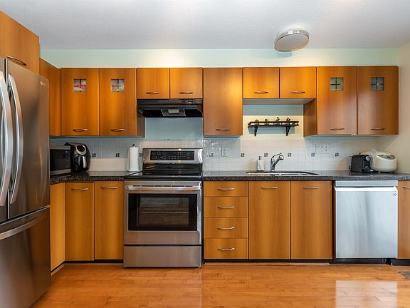 3rd image of 20033 70th Ave #188