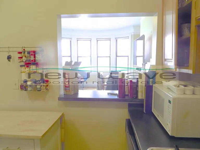 587 Beacon St #6 — Photo 6