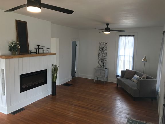 2nd image of 300 Chatham St