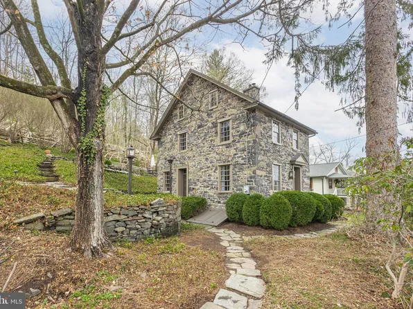 4902 River Rd, New Hope, PA 18938