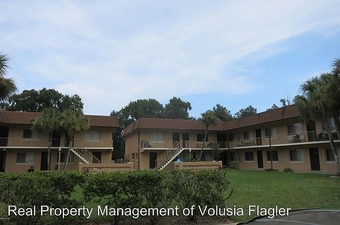 2nd image of 321 Clifton Ave APT 202