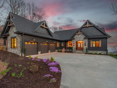 8 Raven Rd, Landrum, SC, 29356
