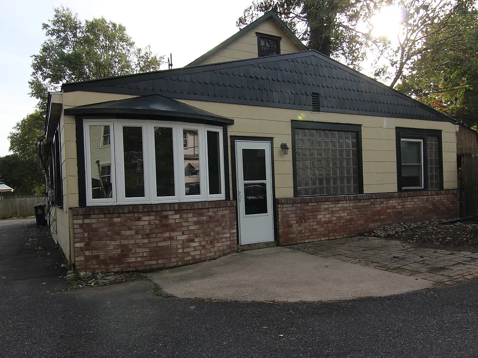 724 W Broad St #724A