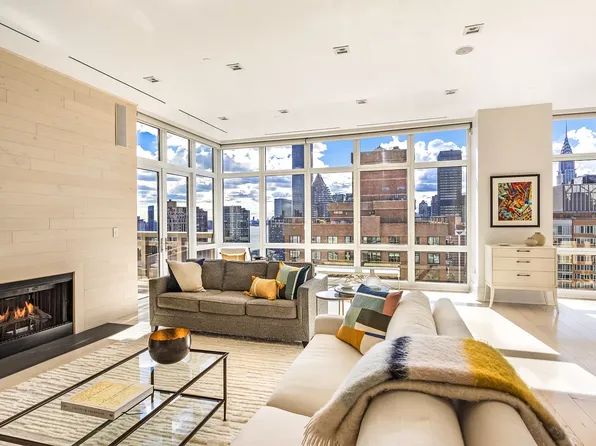 300 E 55th St #Penthouse B, New York, NY 10022