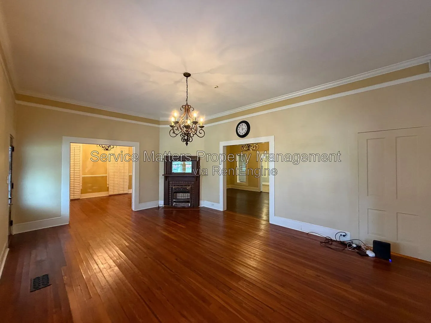 3 bed, 2.0 bath, 2128 sqft, $2,395 — Photo 4