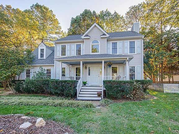 3rd image of 9509 Southmill Dr