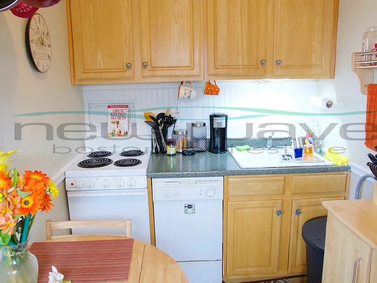 1091 Boylston St #45 — Photo 7