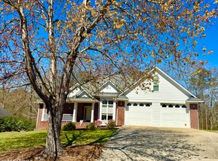 540 Brookside Dr, Macon, GA