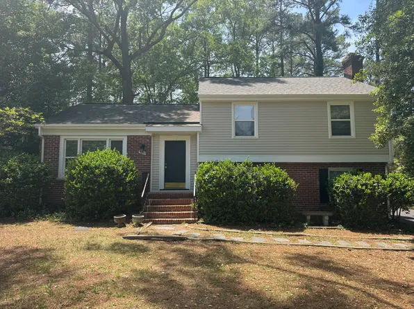 1320 Careybrook Dr, Henrico, VA 23238