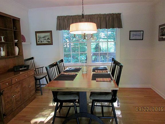 5th image of 127 Woodhaven Dr