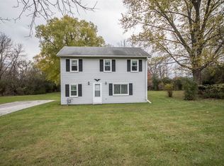 10807 W Bobolink Ave, Milwaukee, WI 53225