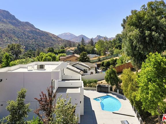 4th image of 29733 Mulholland Hwy