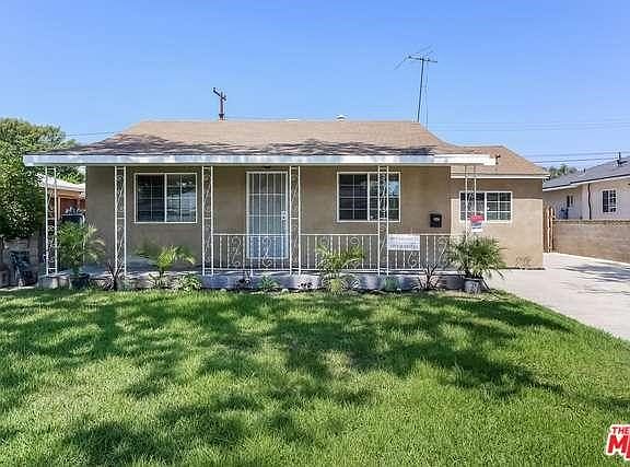 3rd image of 6111 Leona Joan Ave