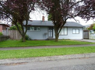 170 W Exeter St, Gladstone, OR 97027