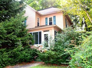 118 1/2 N Carver St, Warren, PA 16365