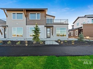 743 S Calhoun Ln, Star, ID 83669