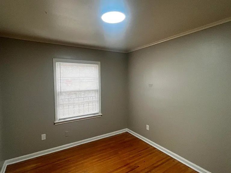 4667 Violet Ave — Photo 8
