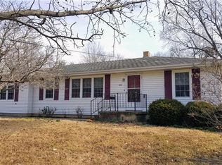 520 S 1st St, Odessa, MO 64076